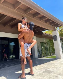 Madison Lewis feet photo thumbnail