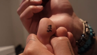 Madison Lewis feet photo thumbnail