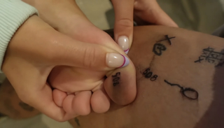 Madison Lewis feet photo thumbnail