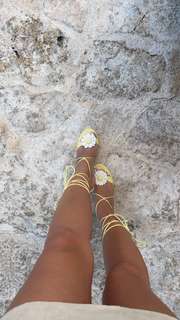 Madison Lewis feet photo thumbnail