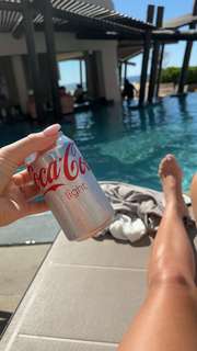 Madison Lewis feet photo thumbnail