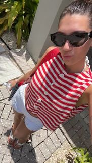 Madison Lewis feet photo thumbnail