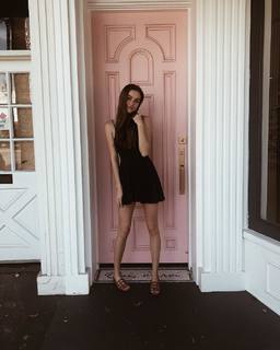 Madison Lintz feet photo thumbnail