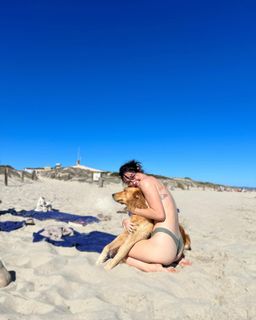 Madison Lintz feet photo thumbnail