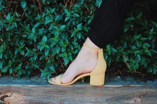 Madison Perry feet photo 6