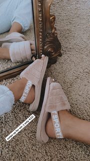 Madison Perry feet photo 10