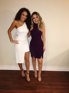 Madison Pettis feet photo thumbnail