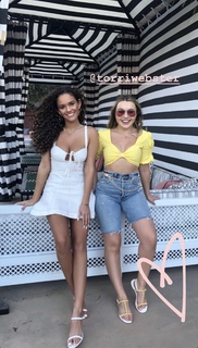 Madison Pettis feet photo thumbnail