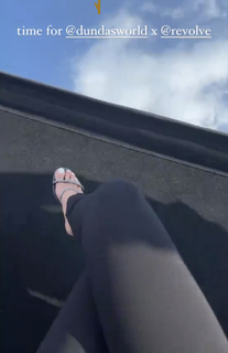 Madison Pettis feet photo thumbnail