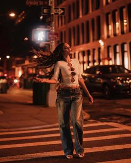 Madison Pettis feet photo thumbnail