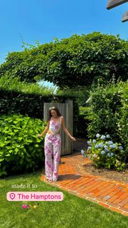 Madison Pettis feet photo thumbnail