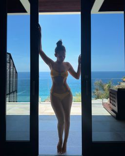 Madison Pettis feet photo 9
