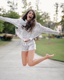 Madison Prewett feet photo 11