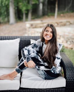 Madison Prewett feet photo 8