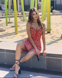 Madison Reed feet photo thumbnail