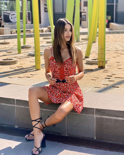 Madison Reed feet photo thumbnail