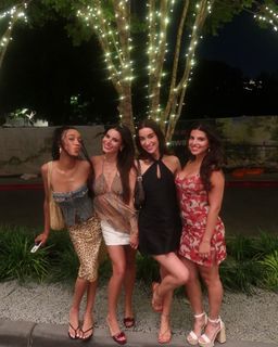 Madison Reed feet photo thumbnail