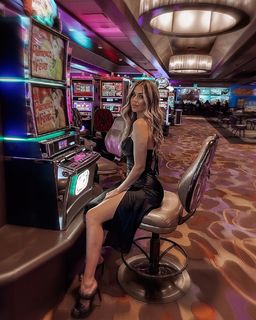 Madison Welch feet photo 9