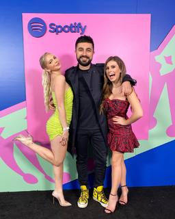 Madisyn Shipman feet photo thumbnail