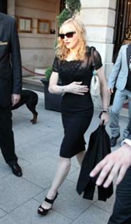 Madonna feet photo thumbnail