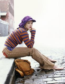 Madonna feet photo thumbnail