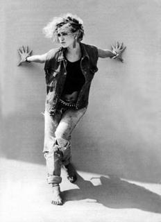 Madonna feet photo thumbnail