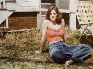 Madonna feet photo thumbnail