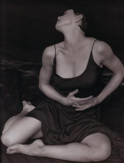 Madonna feet photo thumbnail