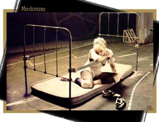 Madonna feet photo thumbnail