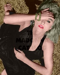 Madonna feet photo thumbnail