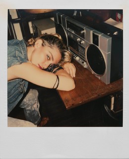 Madonna feet photo thumbnail
