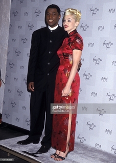 Madonna feet photo thumbnail