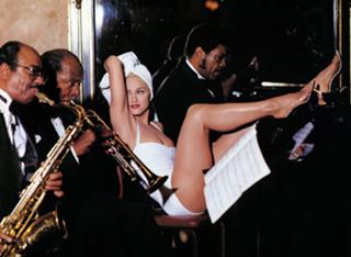 Madonna feet photo thumbnail
