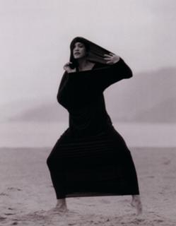 Madonna feet photo thumbnail