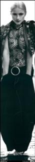 Madonna feet photo thumbnail