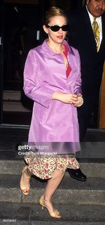 Madonna feet photo thumbnail