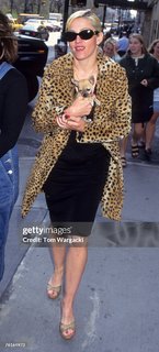 Madonna feet photo thumbnail