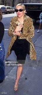 Madonna feet photo thumbnail