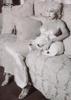Madonna feet photo thumbnail