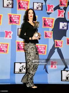 Madonna feet photo thumbnail