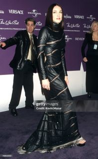 Madonna feet photo thumbnail