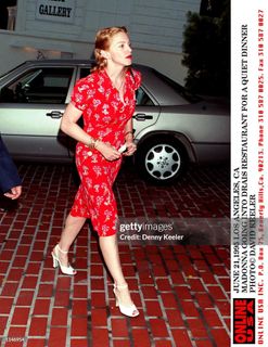 Madonna feet photo thumbnail
