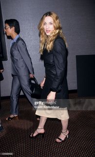 Madonna feet photo thumbnail