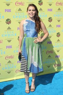 Mae Whitman feet photo thumbnail