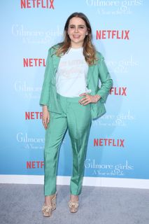 Mae Whitman feet photo thumbnail