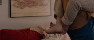 Mae Whitman feet photo thumbnail