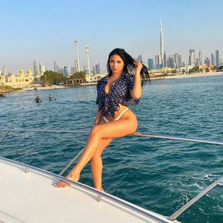 Maeva Ghennam feet photo 4