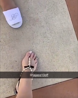 Magali Berdah feet photo 2