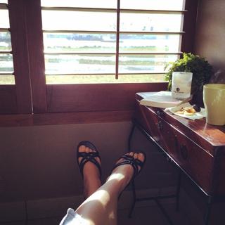 Magda Apanowicz feet photo 9