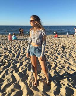 Magda Bereda feet photo 3